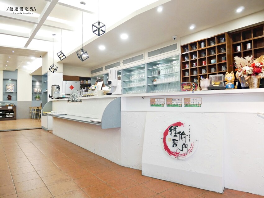 超厚工蔬果湯頭!隱藏在巷弄裡的好味道『貍偷聚門鍋物』一試成主顧蒜頭蛤蠣鍋吃起來!台南美食推薦|台南東區火鍋推薦|台南特色火鍋 - 曼達愛吃鬼