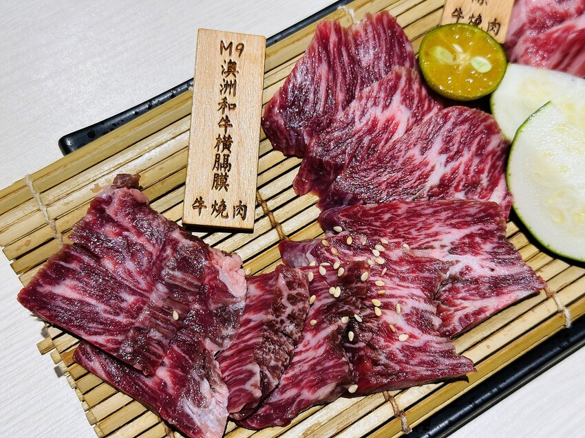 【牛燒肉Yakiniku】新北新店燒肉推薦！「豪華海陸雙人餐