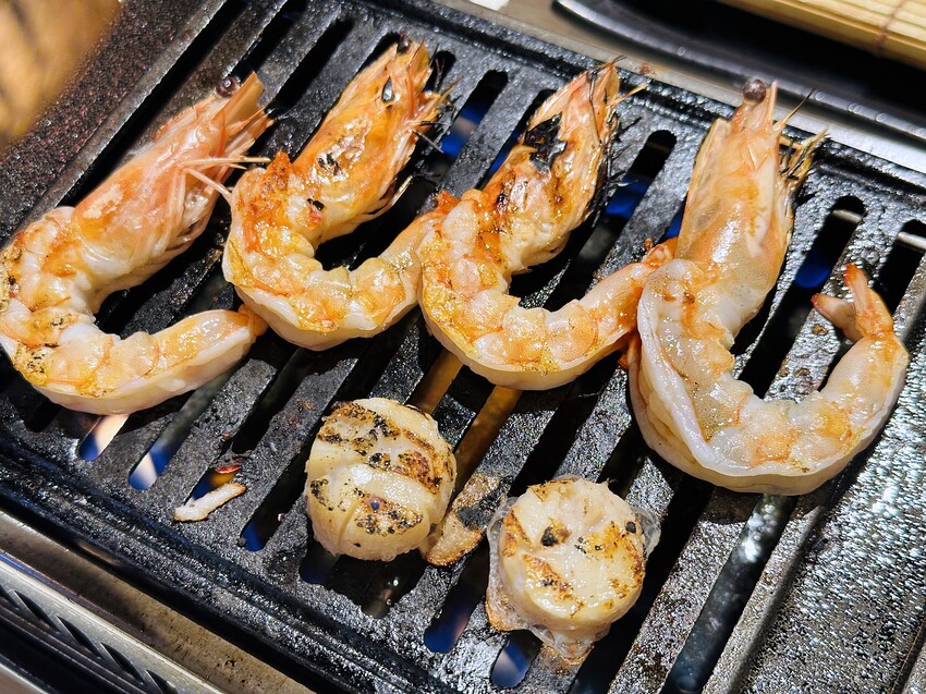 【牛燒肉Yakiniku】新北新店燒肉推薦！「豪華海陸雙人餐