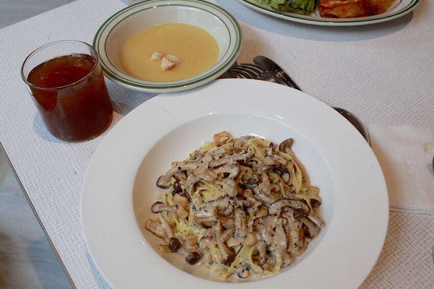 台南市中西區吃。台南市｜中西區。「Bon Brunch」新美街超人氣早午餐餐廳強勢回歸！老闆歷經一年義大利進修廚藝再重新復