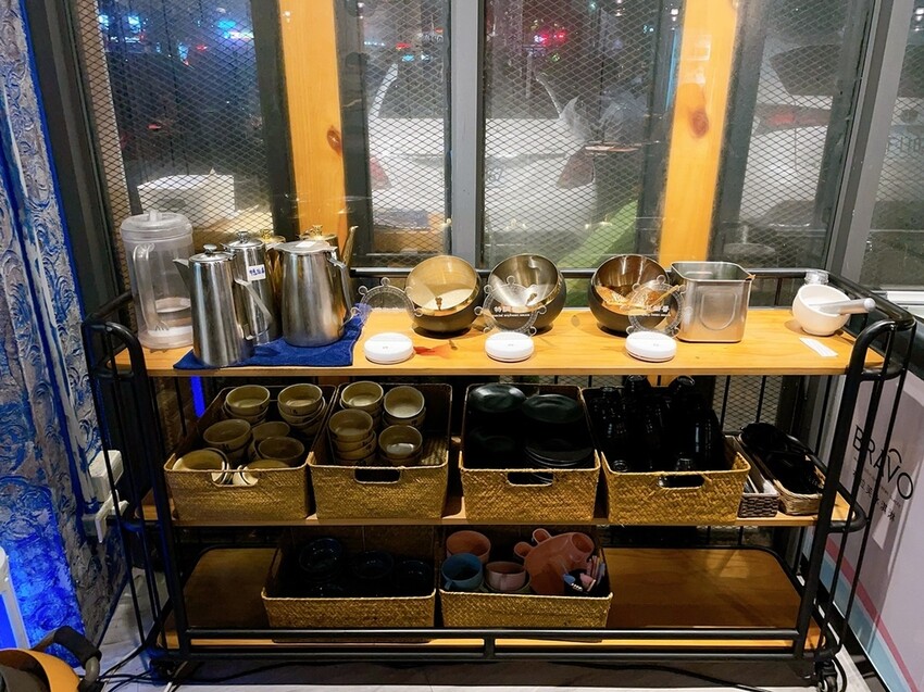 [美食] 龍府小鍋 放感情 ♥ 內湖重慶酸辣鍋天花板 愛吃辣