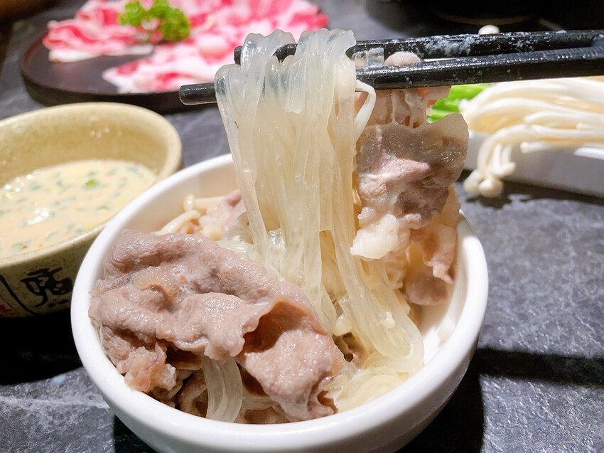 [美食] 龍府小鍋 放感情 ♥ 內湖重慶酸辣鍋天花板 愛吃辣