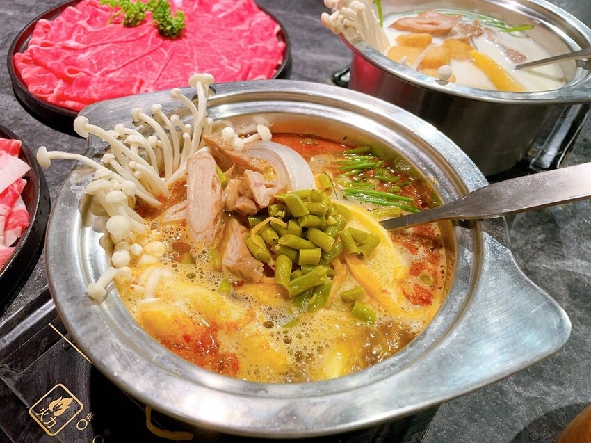 [美食] 龍府小鍋 放感情 ♥ 內湖重慶酸辣鍋天花板 愛吃辣