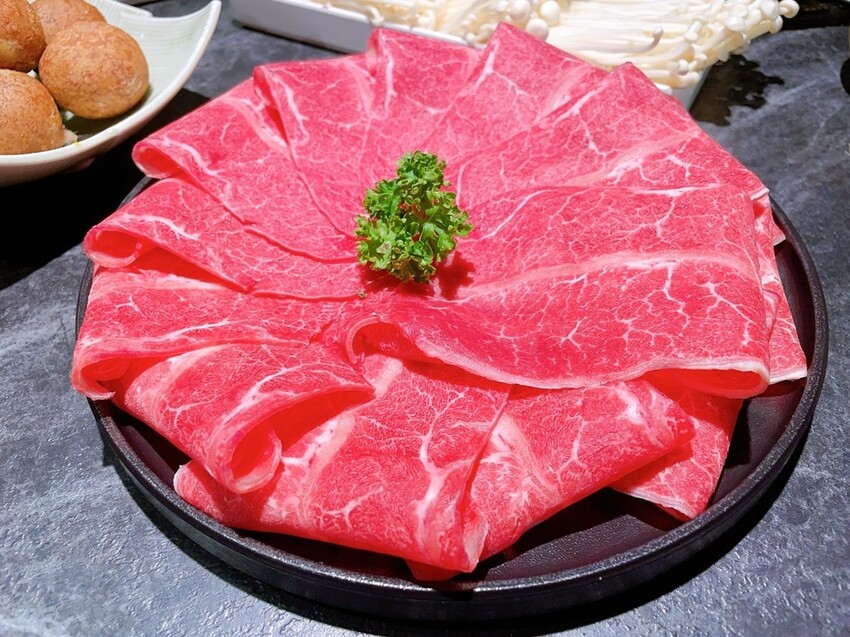 [美食] 龍府小鍋 放感情 ♥ 內湖重慶酸辣鍋天花板 愛吃辣