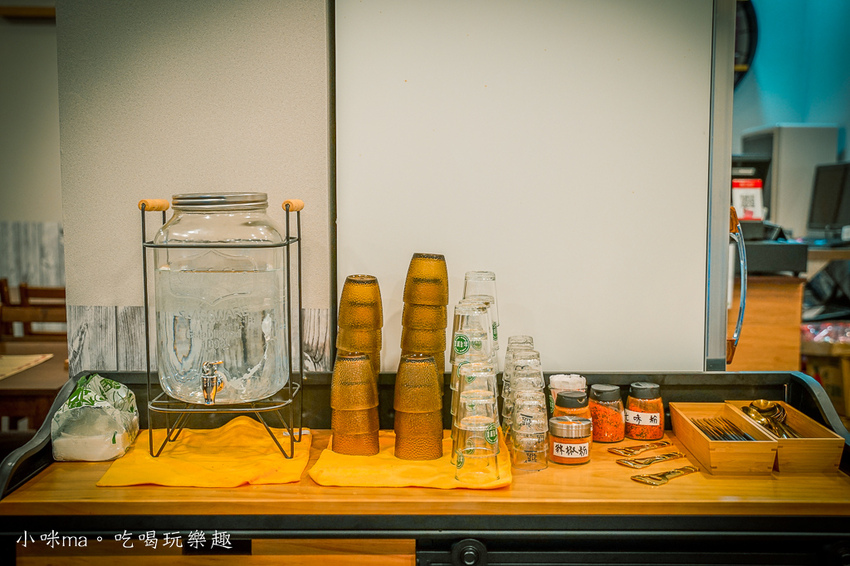 地方媽媽 丼飯、串燒