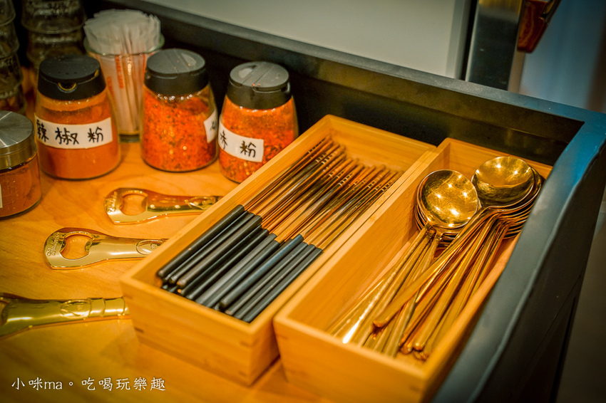 地方媽媽 丼飯、串燒