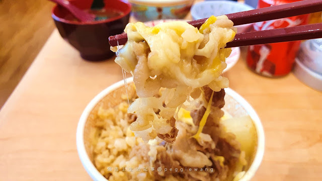 新北三重食記『すき家SUKIYA』:食其家三和國中店5/1新開幕!網友最推起司牛丼加可樂餅套餐139元起/捷運三和國中站