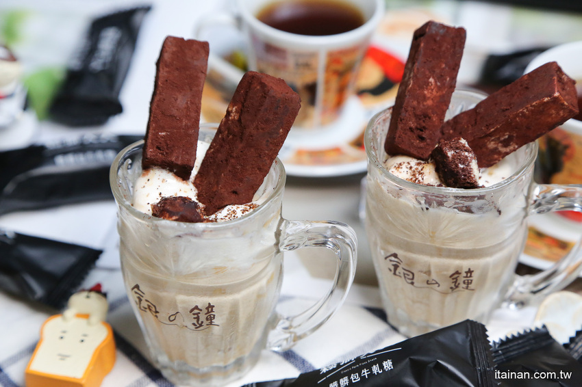 這款甜點超療癒!!陪你宅在家不無聊!越髒越好吃的「鬆獅大人」髒髒包牛軋糖,顛覆傳統口味像餅乾像糖果又像巧克力!! - 台南好Food遊