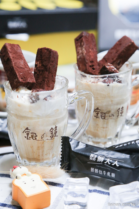 這款甜點超療癒!!陪你宅在家不無聊!越髒越好吃的「鬆獅大人」髒髒包牛軋糖,顛覆傳統口味像餅乾像糖果又像巧克力!! - 台南好Food遊