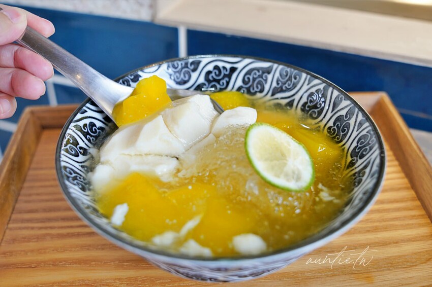 【台中】西區｜白雲豆花，檸檬金桔椰香棕糖豆花，小文青創意口味豆花舖