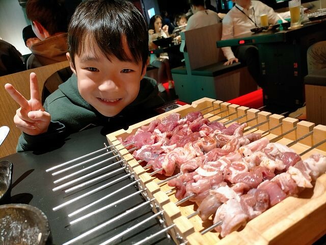 羊騷殿|台北西門町美食.羊肉串自動燒烤機.串燒美味輕鬆吃!