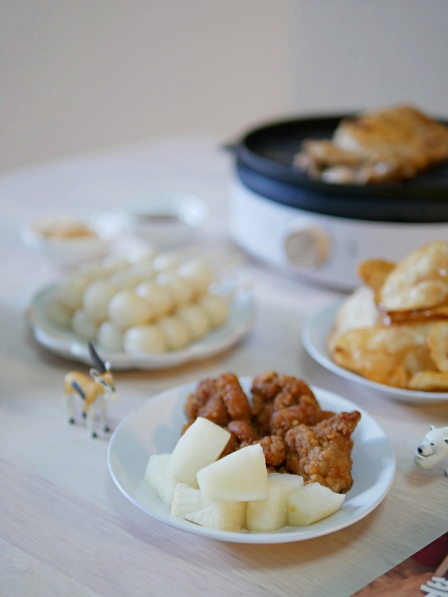 宅配美食｜白飯殺手來啦『名菜屋』加入清甜水果元素的爽口泡菜，讓人無法自拔的團購美食推薦！網購開箱｜泡菜推薦 - 曼達愛吃鬼