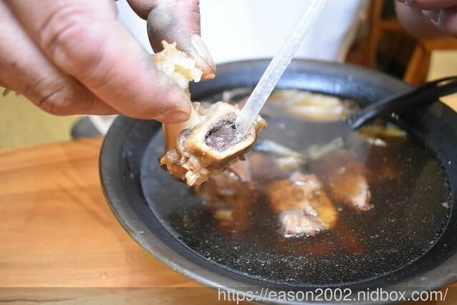 新莊美食 | 蜀羊-一碗小羊肉 新莊宏匯廣場7樓美食街 湯頭清甜甘醇 羊肉肉質軟嫩 吃起來沒有羊騷味 -  就是這樣。吃喝玩樂。愛漂亮部落格 - FashionGuide 華人時尚專業評鑑