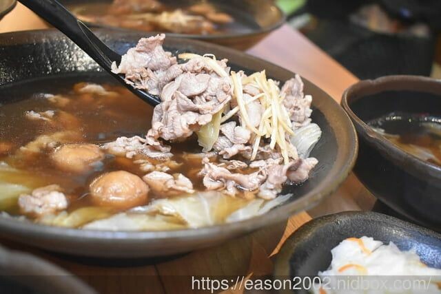 新莊美食 | 蜀羊-一碗小羊肉 新莊宏匯廣場7樓美食街 湯頭清甜甘醇 羊肉肉質軟嫩 吃起來沒有羊騷味 -  就是這樣。吃喝玩樂。愛漂亮部落格 - FashionGuide 華人時尚專業評鑑