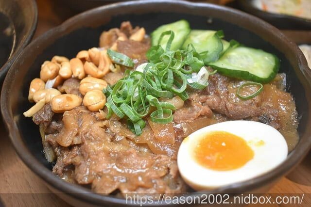 新莊美食 | 蜀羊-一碗小羊肉 新莊宏匯廣場7樓美食街 湯頭清甜甘醇 羊肉肉質軟嫩 吃起來沒有羊騷味 -  就是這樣。吃喝玩樂。愛漂亮部落格 - FashionGuide 華人時尚專業評鑑