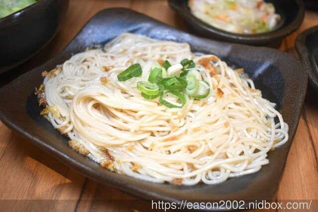 新莊美食 | 蜀羊-一碗小羊肉 新莊宏匯廣場7樓美食街 湯頭清甜甘醇 羊肉肉質軟嫩 吃起來沒有羊騷味 -  就是這樣。吃喝玩樂。愛漂亮部落格 - FashionGuide 華人時尚專業評鑑