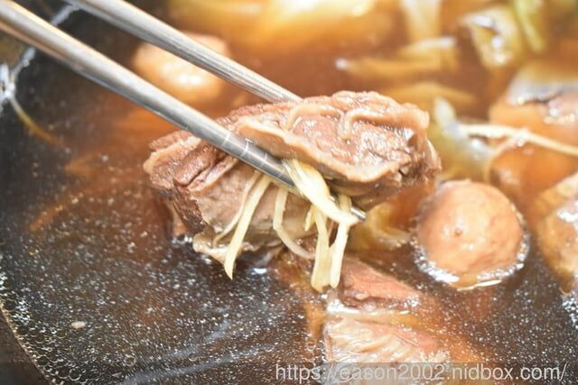 新莊美食 | 蜀羊-一碗小羊肉 新莊宏匯廣場7樓美食街 湯頭清甜甘醇 羊肉肉質軟嫩 吃起來沒有羊騷味 -  就是這樣。吃喝玩樂。愛漂亮部落格 - FashionGuide 華人時尚專業評鑑