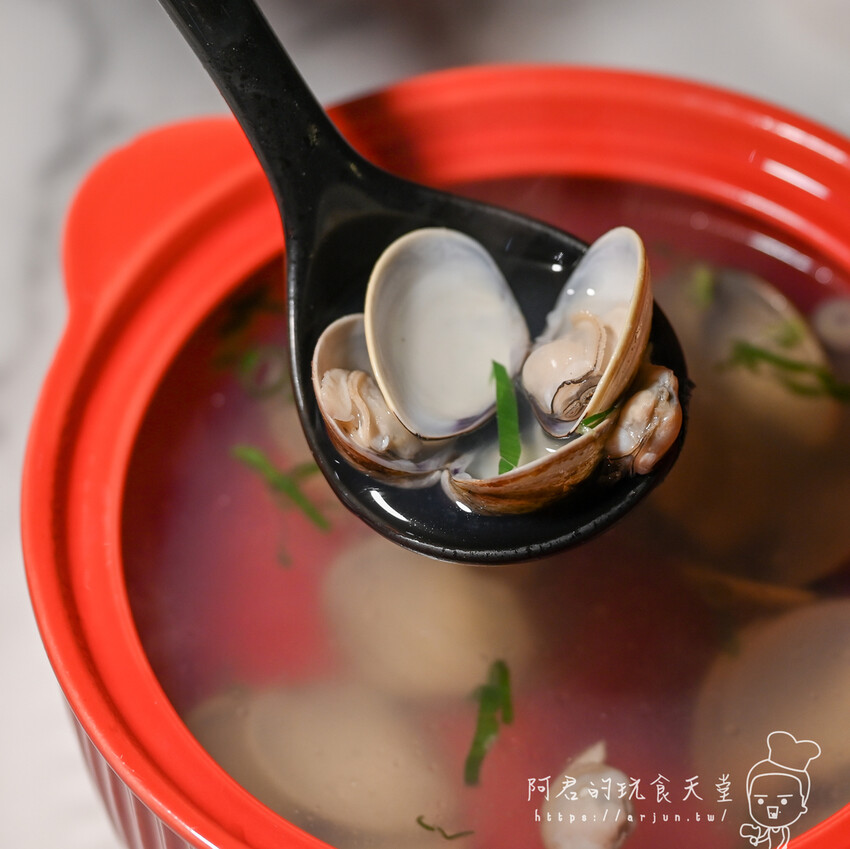 【台中】Eartha燒肉餐酒館|不只餐點浮誇!專屬桌邊服務,只要等著大口吃肉的五星享受 » 阿君的玩食天堂