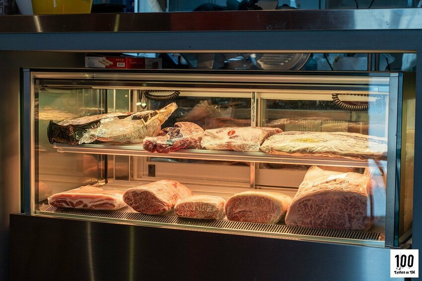 【台中北區美食】Eartha 燒肉餐酒館｜用珠寶盒裝肉！都會型燒肉視覺、味覺一次滿足！ | 別墅裡的 100 種味道