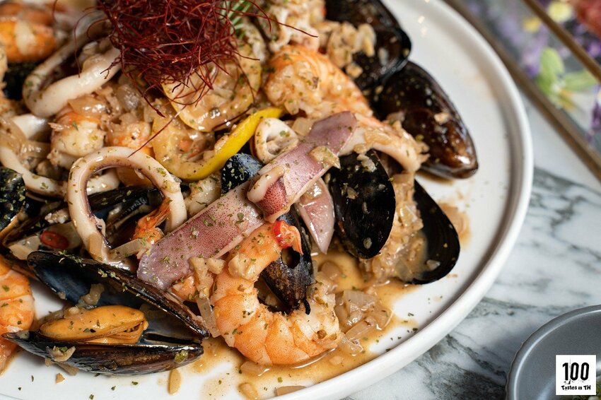 【台中北區美食】Eartha 燒肉餐酒館｜用珠寶盒裝肉！都會型燒肉視覺、味覺一次滿足！ | 別墅裡的 100 種味道