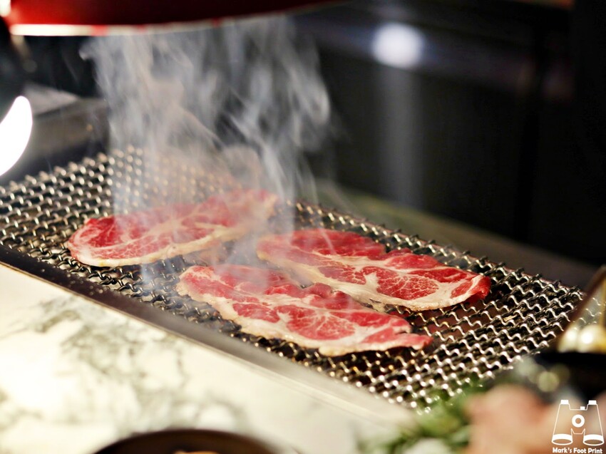 台中北區美食｜Eartha燒肉餐酒館，燒肉珠寶盒搭配精緻調酒，你的微醺放鬆好夥伴！