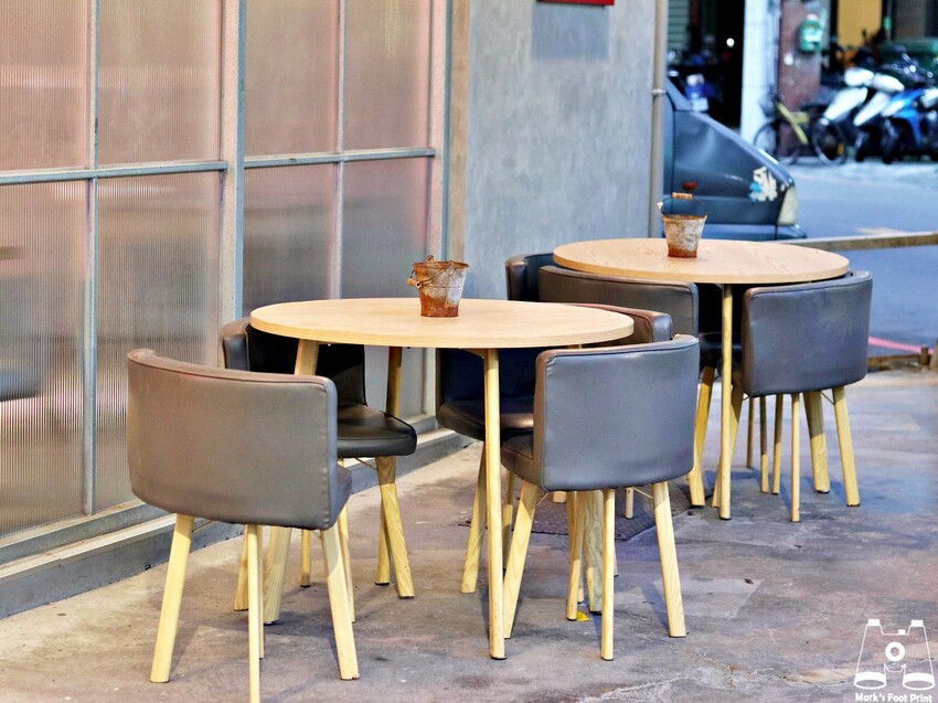 台中北區美食｜Eartha燒肉餐酒館，燒肉珠寶盒搭配精緻調酒，你的微醺放鬆好夥伴！