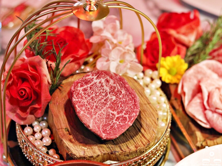 台中北區美食｜Eartha燒肉餐酒館，燒肉珠寶盒搭配精緻調酒，你的微醺放鬆好夥伴！