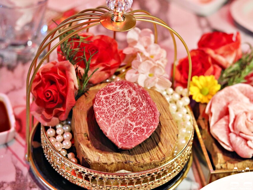 台中北區美食｜Eartha燒肉餐酒館，燒肉珠寶盒搭配精緻調酒，你的微醺放鬆好夥伴！