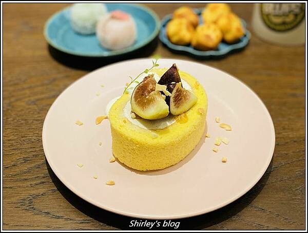 捷運市政府站 ‧ 根本在旅行 咖啡/甜點(信義品牌概念店)