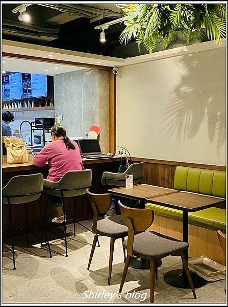 捷運市政府站 ‧ 根本在旅行 咖啡/甜點(信義品牌概念店)