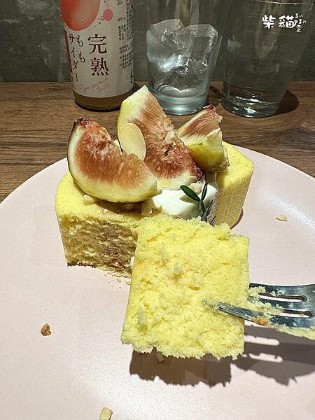 【台北】根本在旅行｜日本空運來台咖啡香，限定甜點很不錯｜柴貓