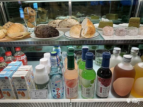 【台北】根本在旅行｜日本空運來台咖啡香，限定甜點很不錯｜柴貓