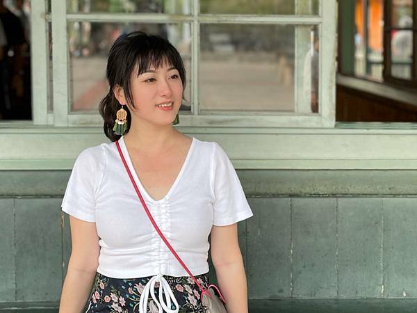 嘉義市北門驛│檜來嘉驛檜木列車：紅色懷舊檜木火車