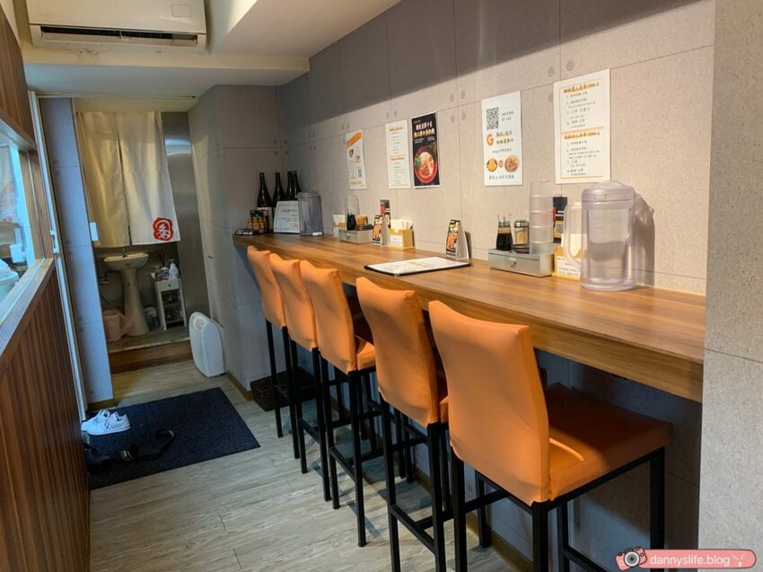 麺処田冶 │大安區美食•炸物美味&失望的烏骨雞鹽味拉麵 - 丹尼的吃喝玩樂