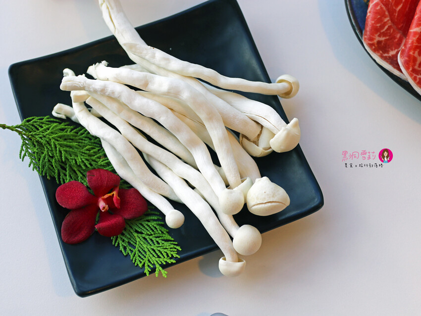 参好鍋物廚房︱桃園埔心網美火鍋店好拍好吃好停車〃近桃園埔心星巴克