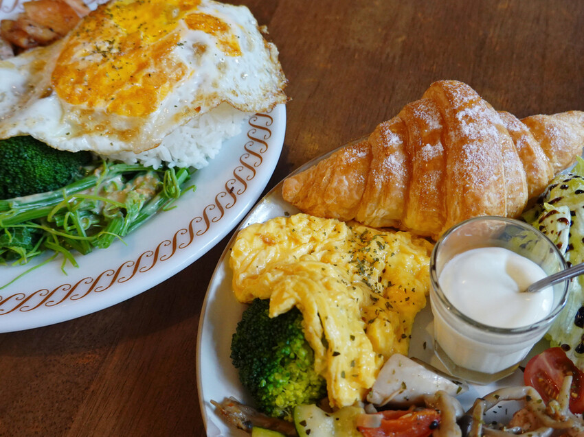 新北市板橋區新北板橋—旭舊咖啡Shiu Jiou｜細品懷舊老件的咖啡時光屋｜中山路、板橋大遠百、板新站、板橋體育場