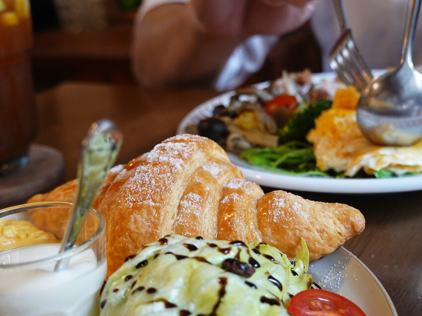 新北市板橋區新北板橋—旭舊咖啡Shiu Jiou｜細品懷舊老件的咖啡時光屋｜中山路、板橋大遠百、板新站、板橋體育場