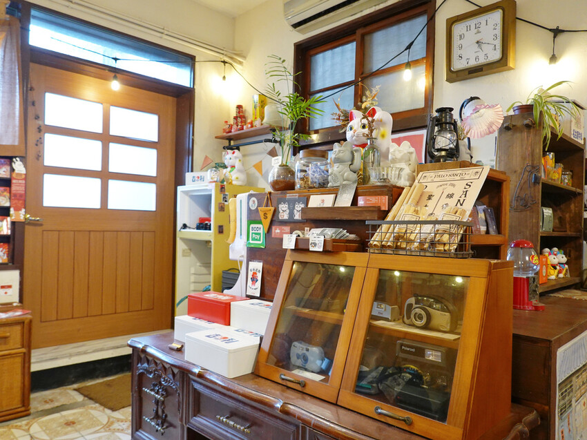 新北市板橋區新北板橋—旭舊咖啡Shiu Jiou｜細品懷舊老件的咖啡時光屋｜中山路、板橋大遠百、板新站、板橋體育場