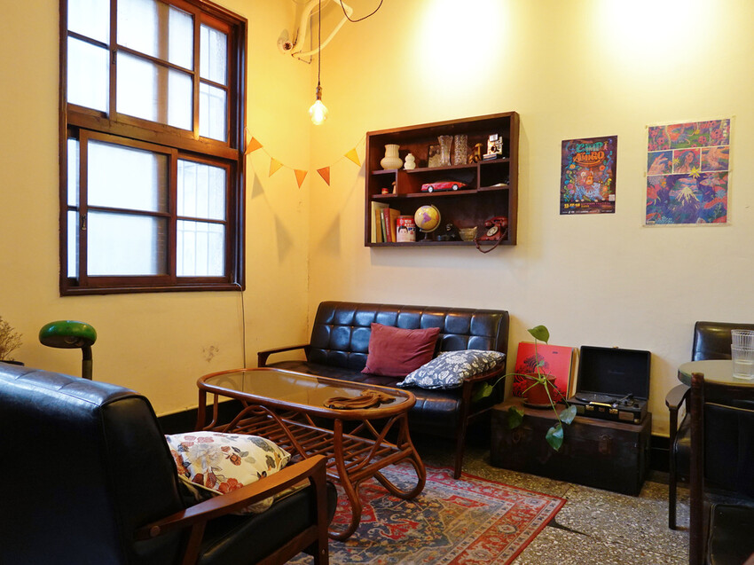 新北市板橋區新北板橋—旭舊咖啡Shiu Jiou｜細品懷舊老件的咖啡時光屋｜中山路、板橋大遠百、板新站、板橋體育場