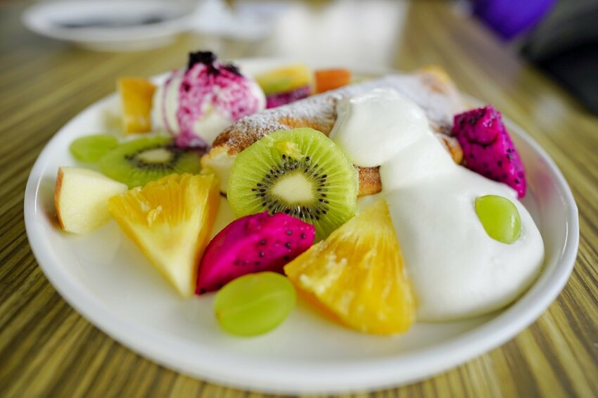 食記|台南玉井 魔法森林景觀咖啡小餐館 森林環繞、玻璃天空步道 台南景觀餐廳推薦! - 奇奇一起玩樂趣