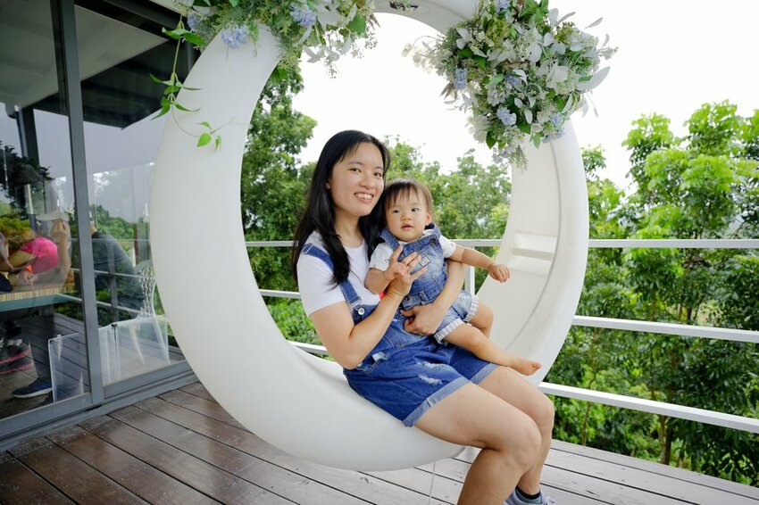 食記|台南玉井 魔法森林景觀咖啡小餐館 森林環繞、玻璃天空步道 台南景觀餐廳推薦! - 奇奇一起玩樂趣