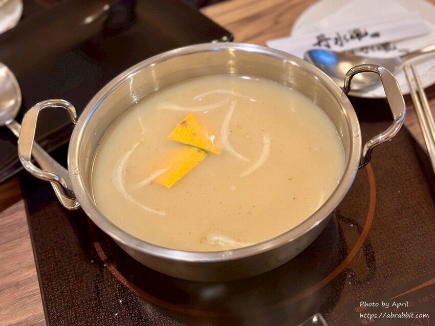 台中親子餐廳推薦!丹水滾鍋物總店親子友善,有遊戲區的吃到飽火鍋店。