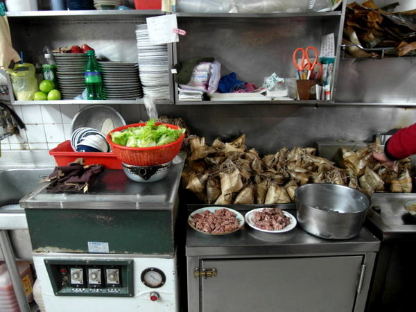 再發號百年八寶肉粽(總店)：台南||百年老店【再發號】-用料實在，神等級美味粽子！