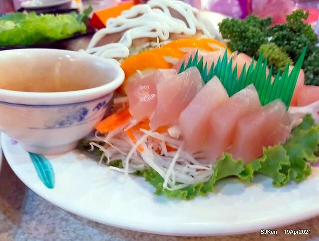 「988生猛海鮮餐廳」(Seafood restaurant), Keelung city,  Taiwan, Apr 19, 2021.