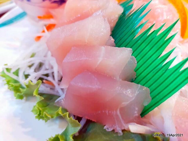 「988生猛海鮮餐廳」(Seafood restaurant), Keelung city,  Taiwan, Apr 19, 2021.