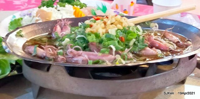 「988生猛海鮮餐廳」(Seafood restaurant), Keelung city,  Taiwan, Apr 19, 2021.