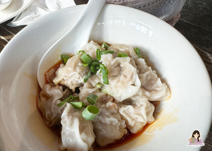 【信義區美食】四川吳抄手信義店，米其林必比登推薦美食，正宗川