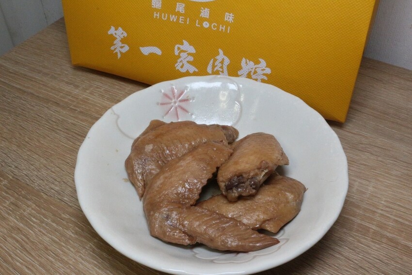 滬尾滷味 X 第一家肉粽 (18).JPG