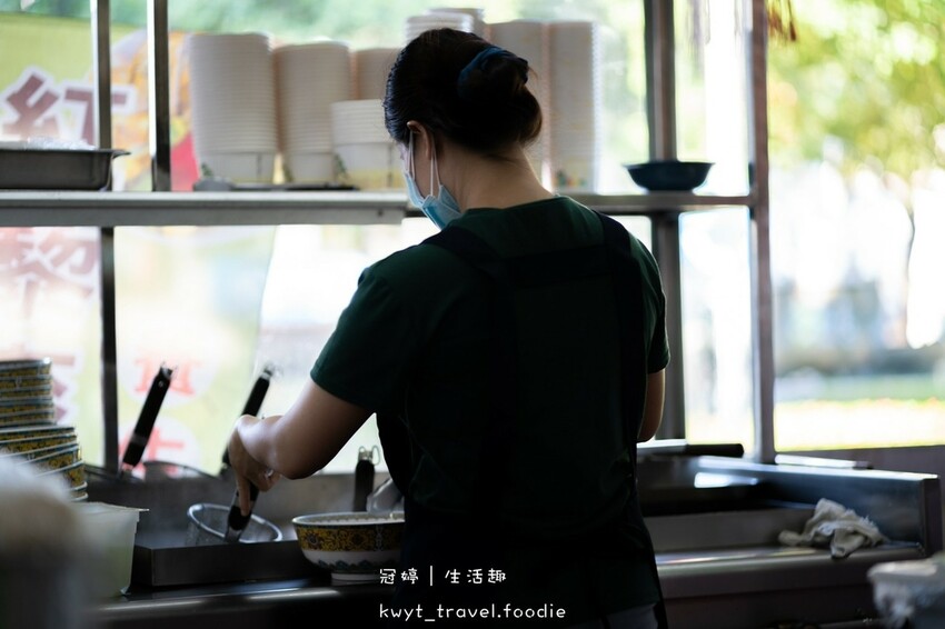 LINE_ALBUM_嘉義東區美食小吃推薦-東門小卷麵線-嘉義百元美食推薦-嘉義高CP值美食_220727_9.jpg