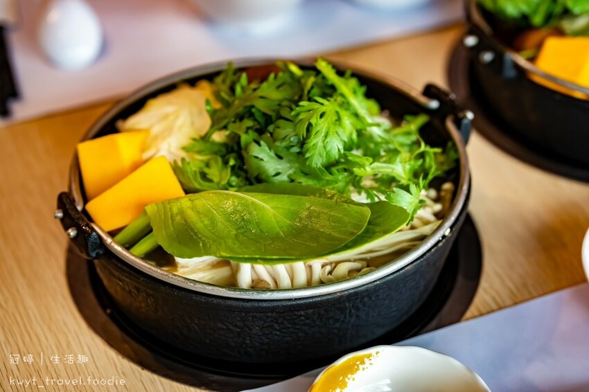 高雄鼓山火鍋吃到飽-小林食堂日式定食南屏店5.jpg